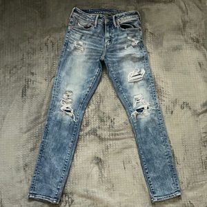 American Eagle men’s jeans